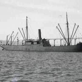 KAHIKA 1915